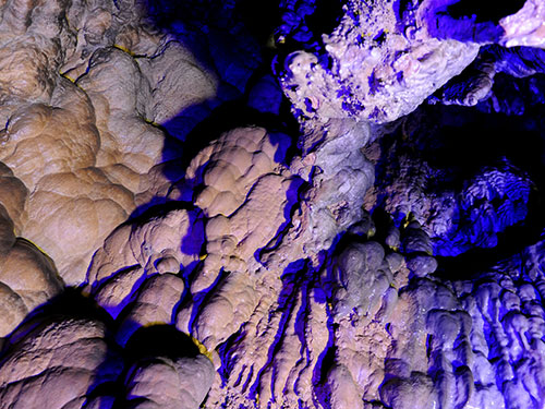 鐘(zhōng)鼓溶洞 鐘(zhōng)鼓溶洞